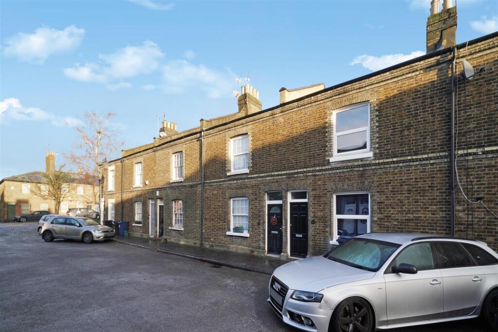 Main image of property: Stoke Place, Willesden Junction, London