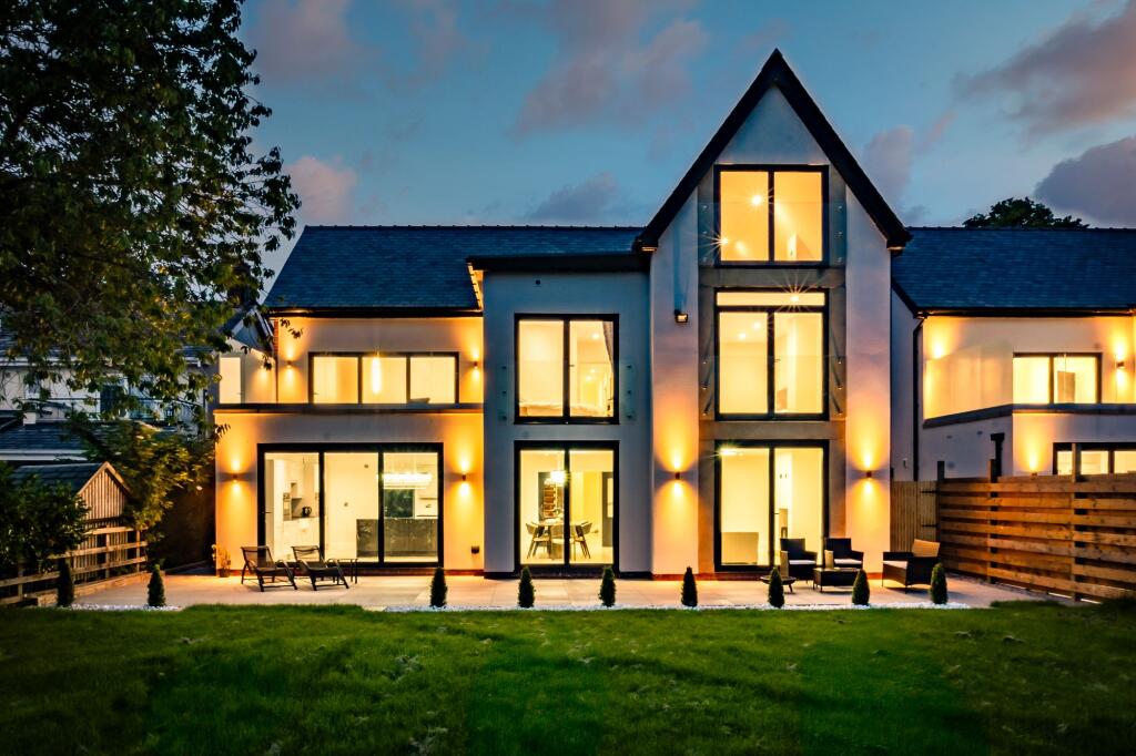 Main image of property: Woodplumpton Road, Woodplumpton, PR4