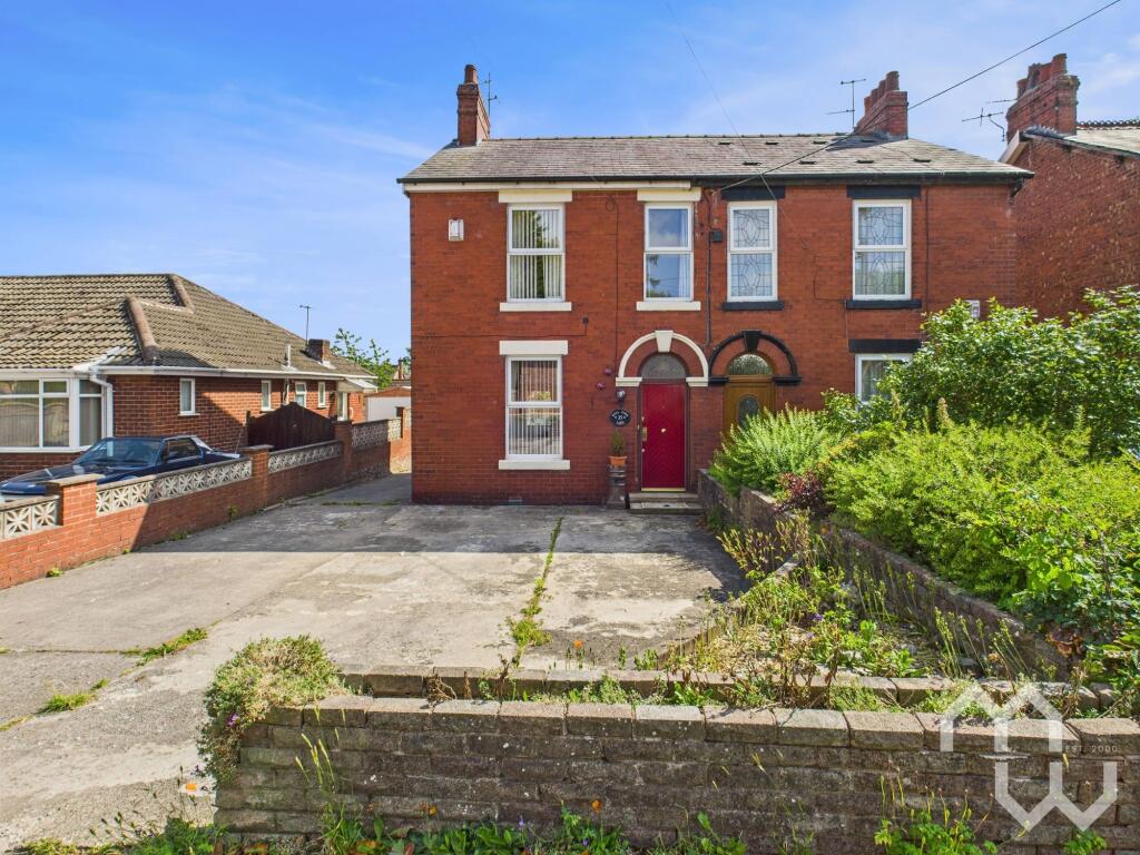 Main image of property: Hall Carr Lane, Longton, PR4