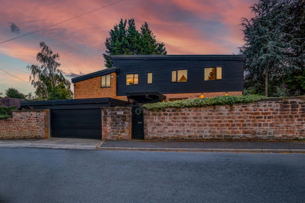5 bedroom detached house for sale in 2 Woolton Park, Liverpool, L25