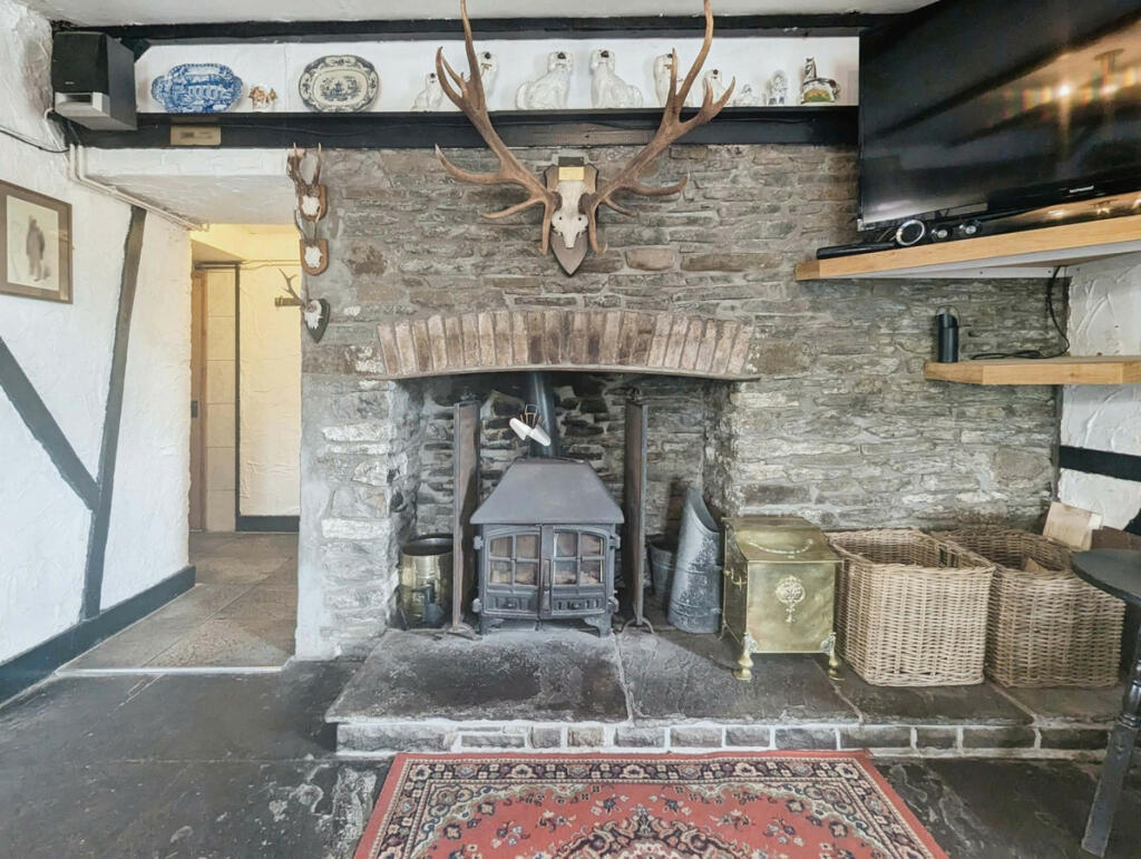 Additional property image - Llanfabon Road, Treharris, CF46