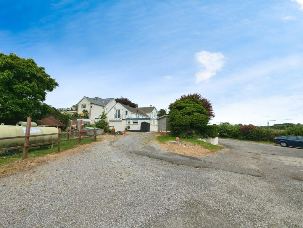 Additional property image - Llanfabon Road, Treharris, CF46