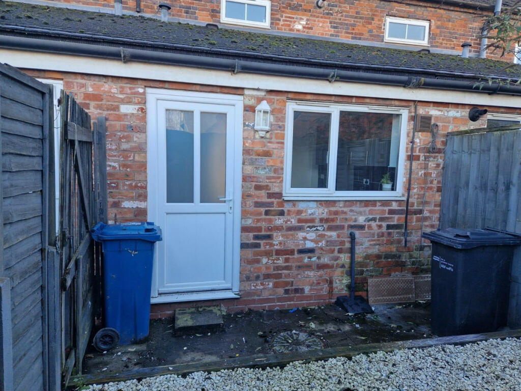 Additional property image - Lichfield Street, Tamworth, B78