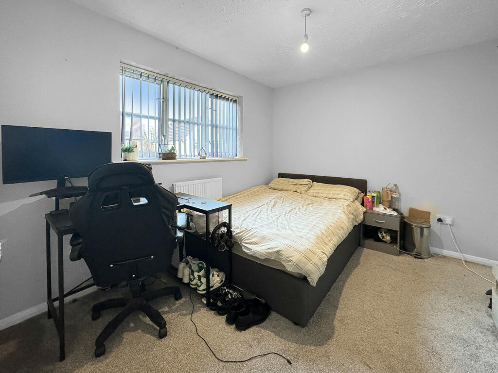 Additional property image - Lapwing Close, Bradley Stoke, BS32