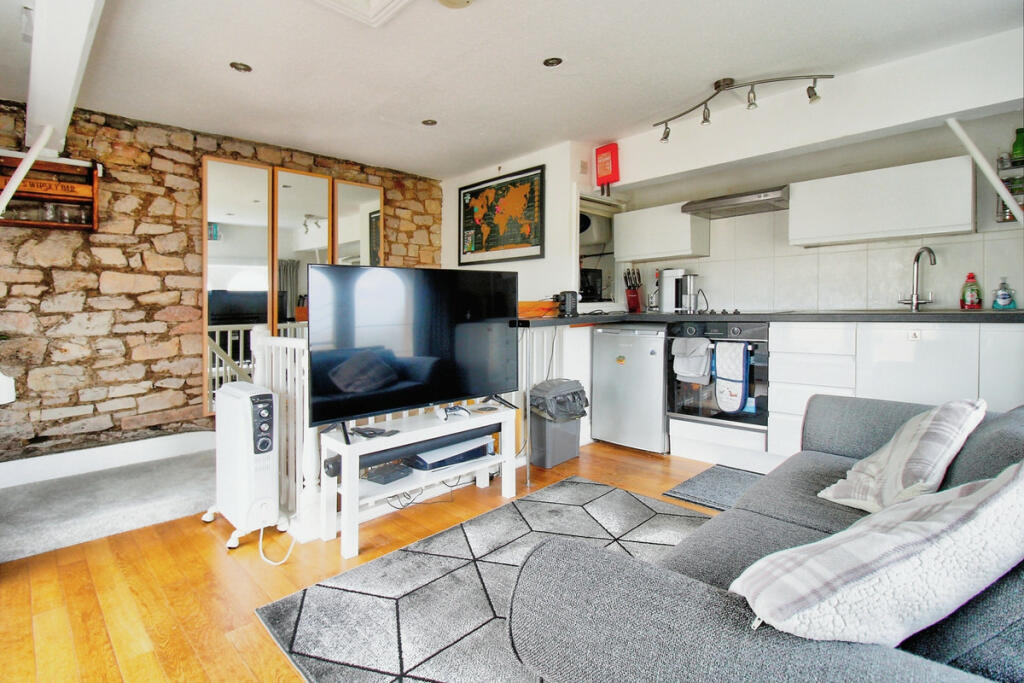 Additional property image - Goodeve Road, Bristol, BS9