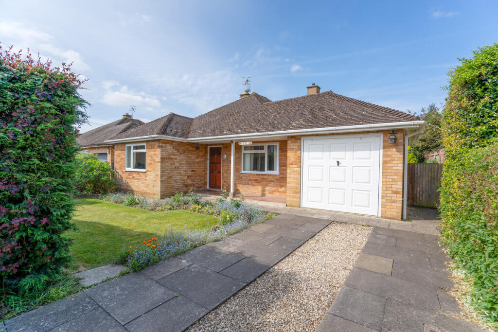 Main image of property: 'West Lea', Oakleigh Avenue, Hallow, WR2