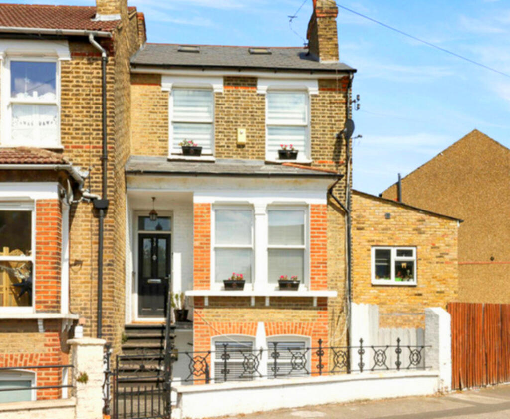 Main image of property: Victoria Way, London, SE7