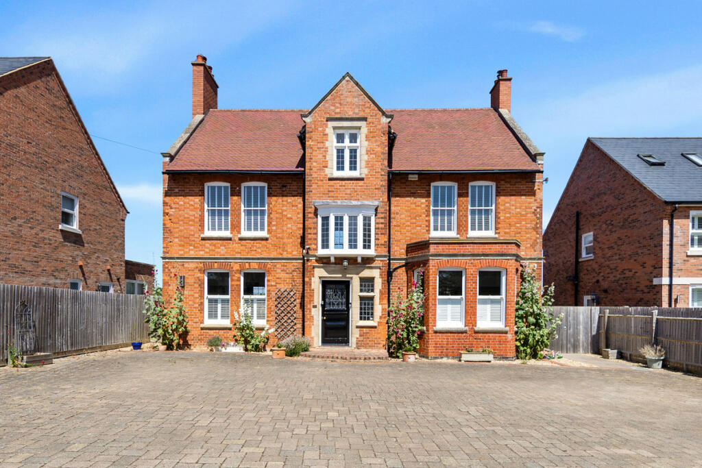 Main image of property: Grange Road, Geddington, NN14