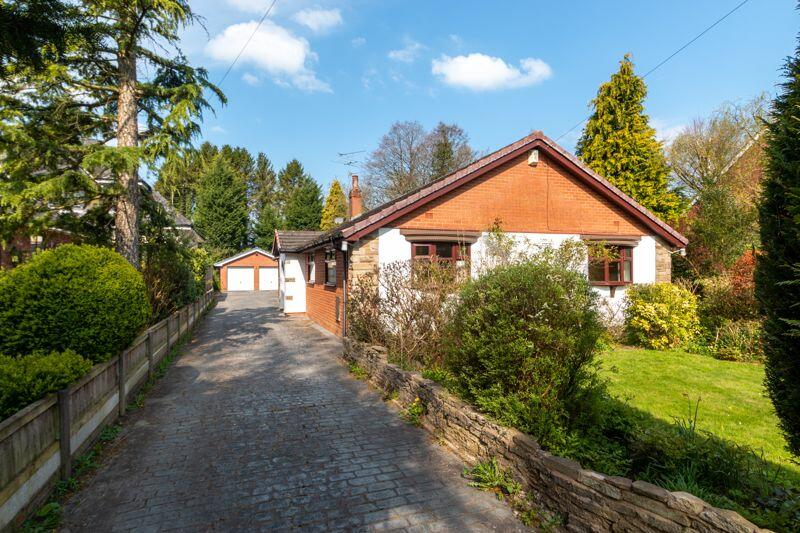 4 bedroom detached bungalow for sale in Bradshaw Lane, Mawdesley, L40