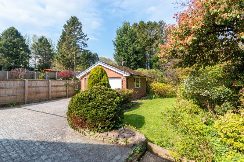 4 bedroom detached bungalow for sale in Bradshaw Lane, Mawdesley, L40