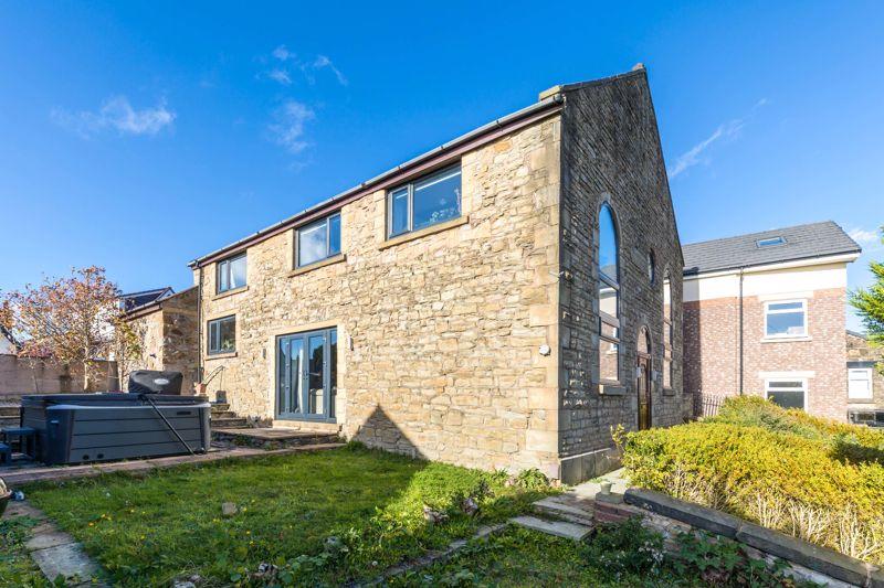 4 bedroom detached house for sale in Main Street, Billinge, WN5 7PD, WN5