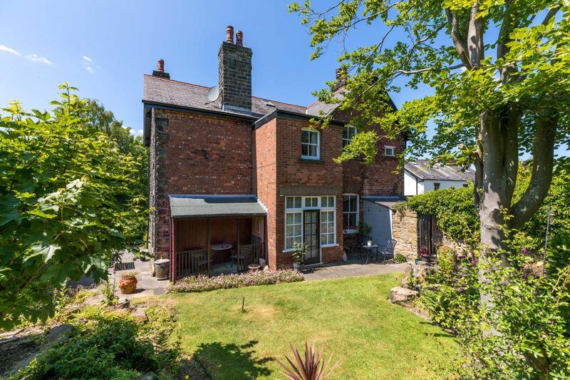 5 bedroom detached house for sale in Chorley Road, Parbold, WN8 7AL, WN8