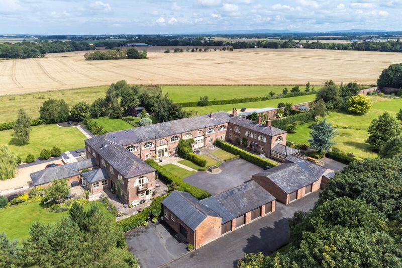 4 bedroom barn conversion for sale in Woodnook, Park Farm, Holmeswood