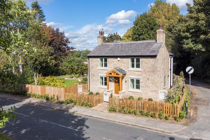4 bedroom detached house for sale in Derby Cottage, Maltkiln Lane
