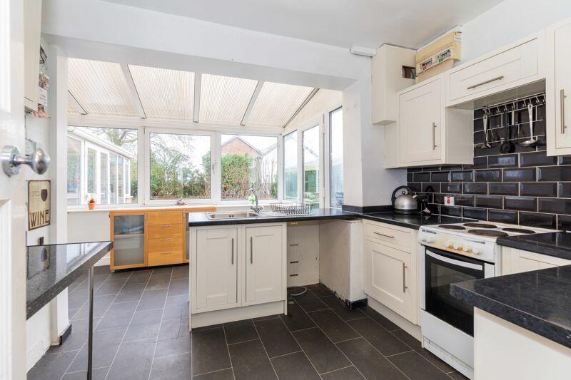 4 bedroom detached house for sale in Mossy Lea Road, Wrightington, WN6