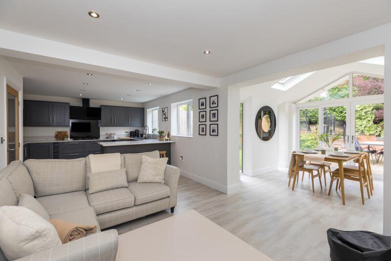 4 bedroom detached house for sale in Farrier Way, Appley Bridge, WN6