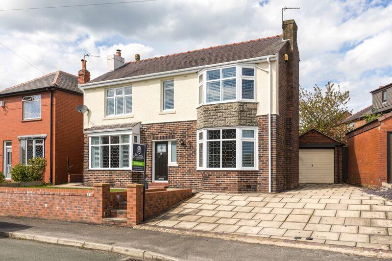 3 bedroom detached house for sale in Coniston Park Drive, Standish, WN6