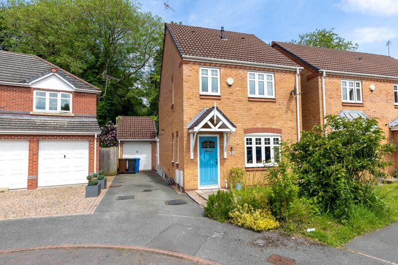 3 bedroom detached house for sale in Ferndale Drive, Appley Bridge, WN6