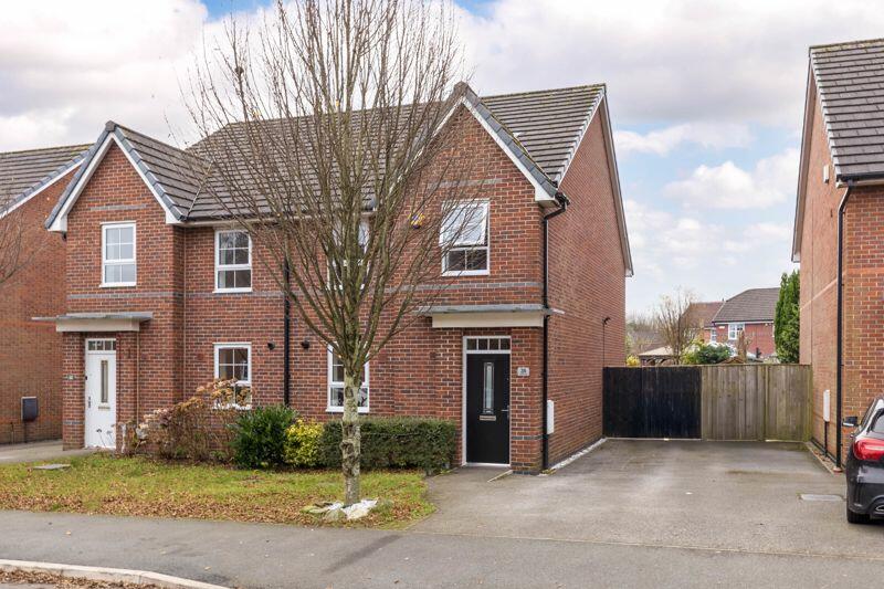 4 bedroom semi-detached house