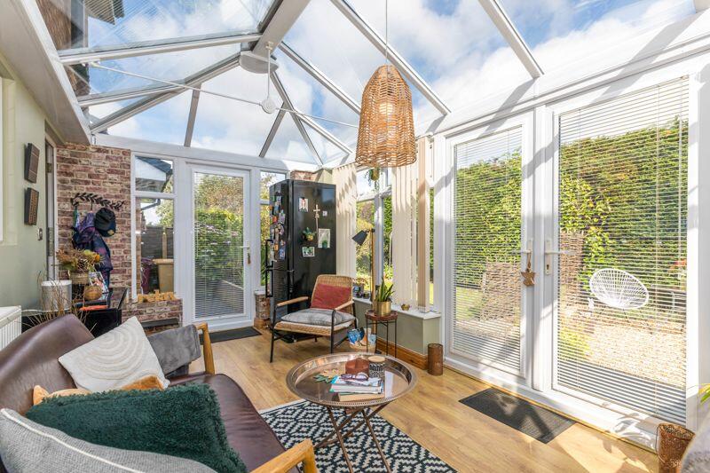 Additional property image - Captain Lees Gardens, Westhoughton, BL5 3YF