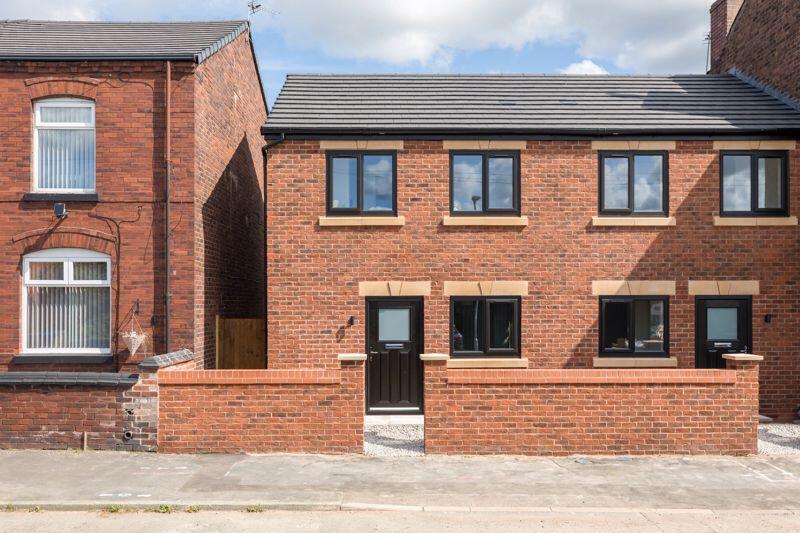Main image of property: Chatsworth Street, Pemberton, WN5 8BQ