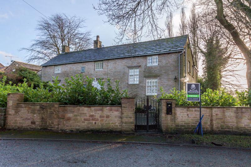 5 bedroom detached house for sale in Stannanought Farm & Copper Beech