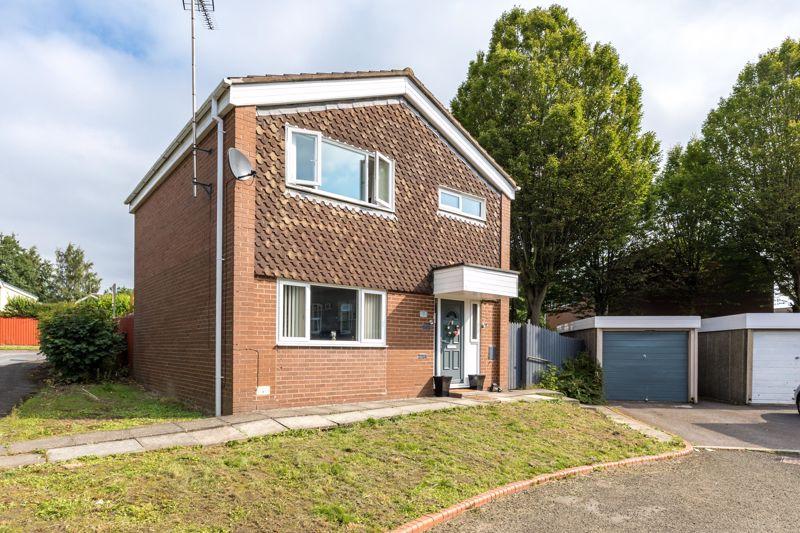 3 bedroom detached house for sale in Leeswood, Skelmersdale, WN8 6TH, WN8