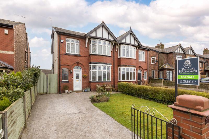 3 bedroom semidetached house for sale in Pemberton Road, Winstanley