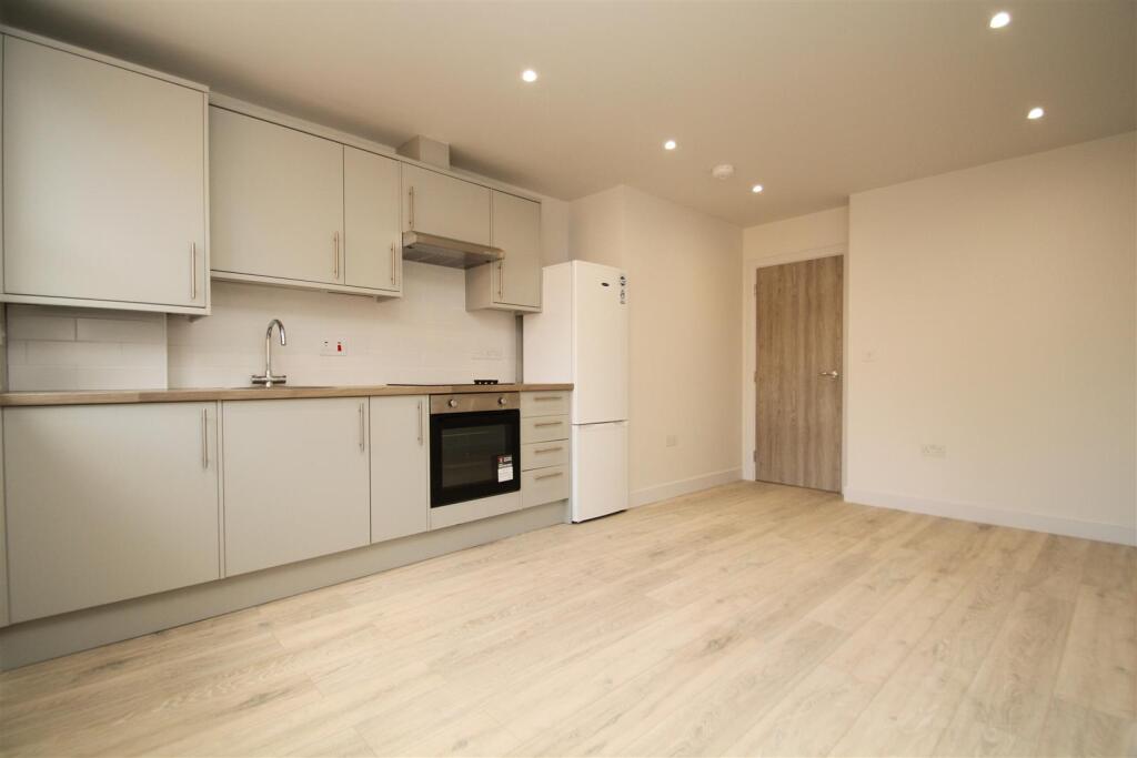 Main image of property: Roman Road, London