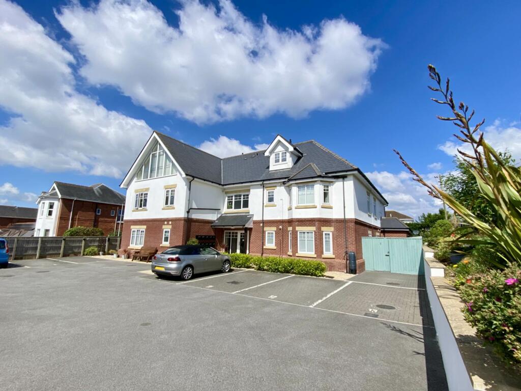 2 bedroom flat for sale in Salterton Road, Exmouth, EX8