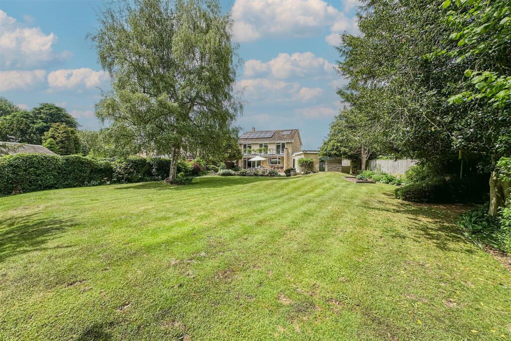 Main image of property: Monks Close, Dorchester-On-Thames