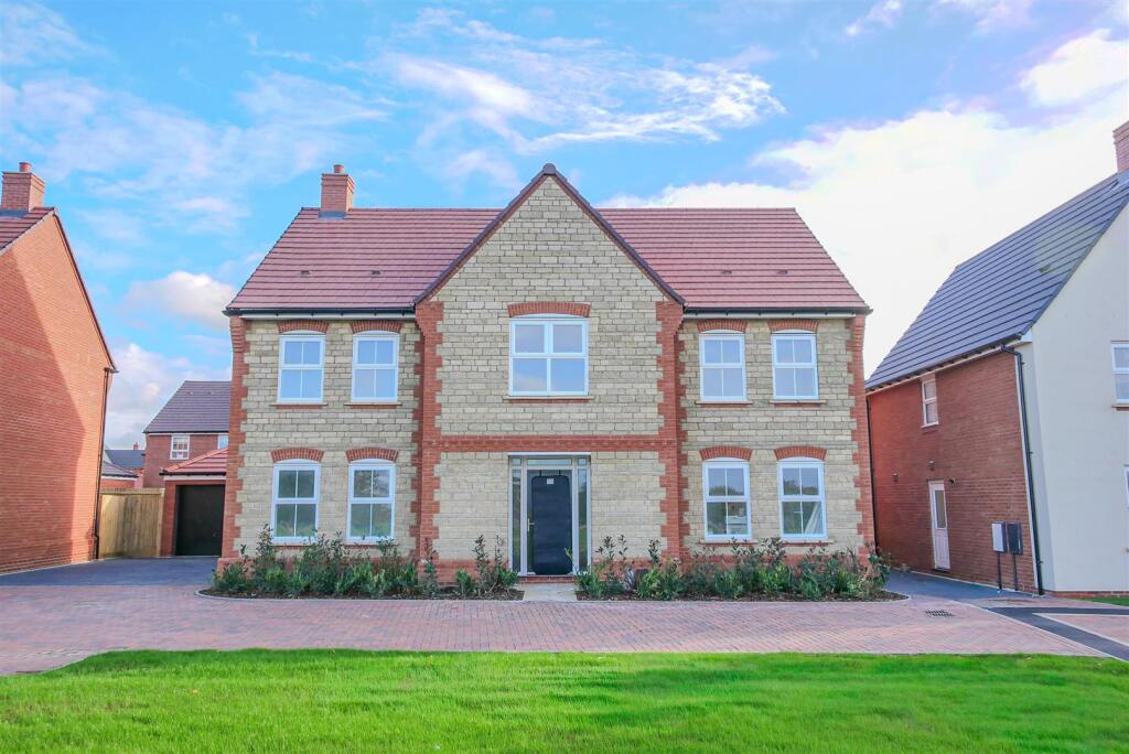 Main image of property: Cadewell Lane, Benson