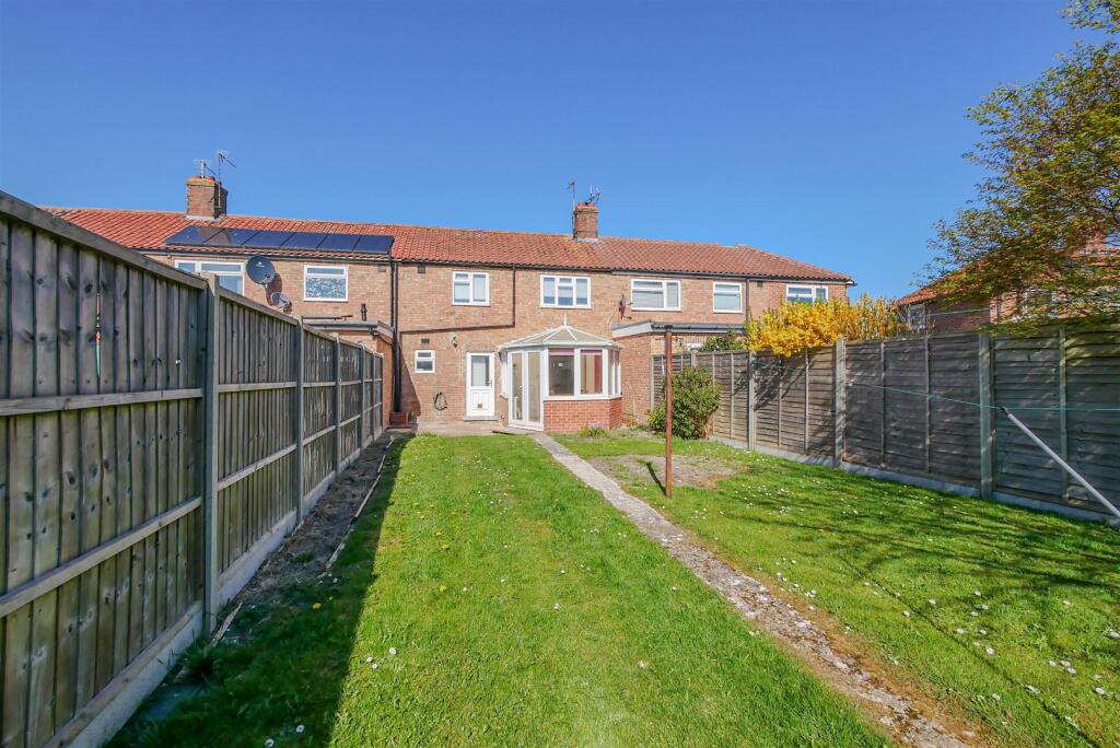 Main image of property: Oxford Crescent, Didcot