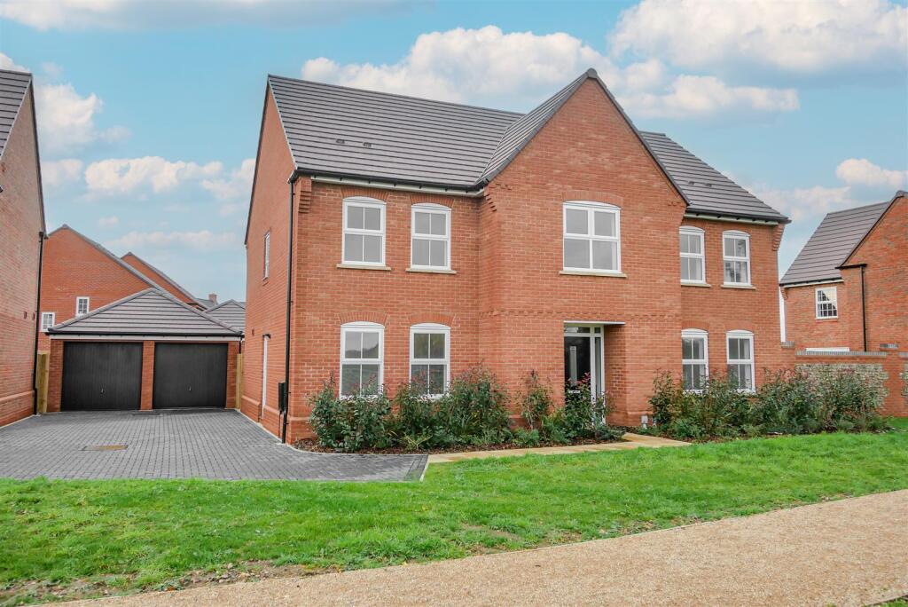 Main image of property: Restwald Close, Benson