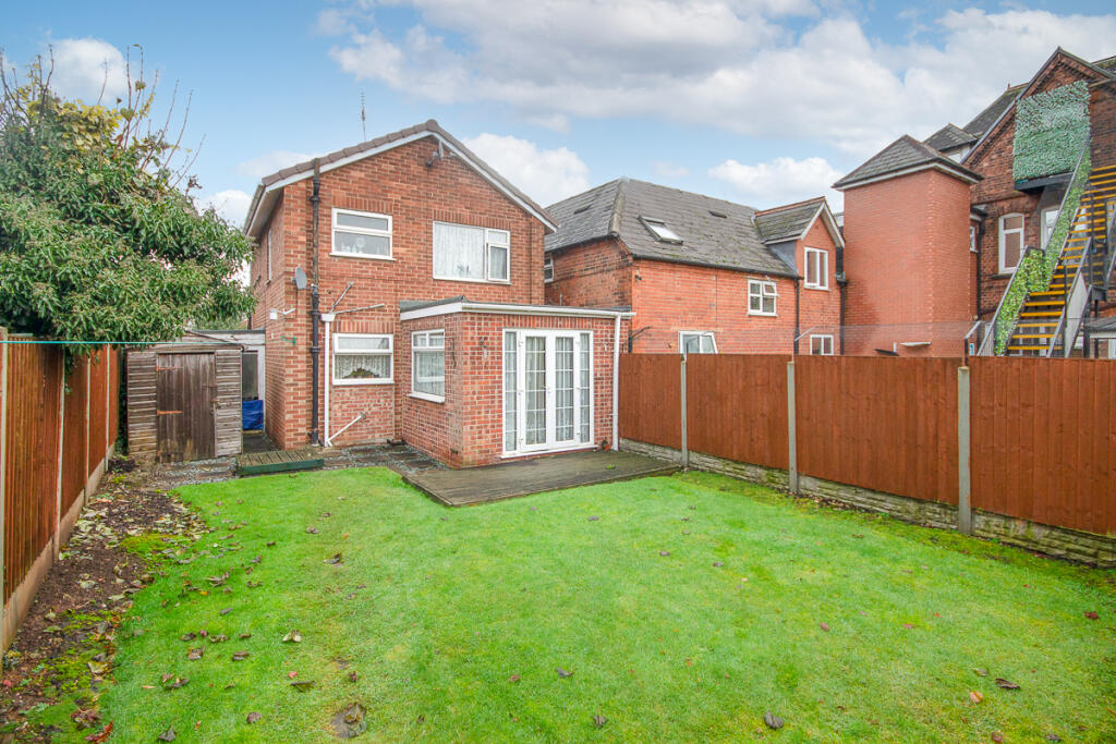 3 bedroom detached house for sale in Trowels Lane, Derby, Derbyshire, DE22