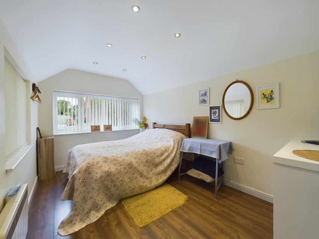 Additional property image - Cavendish Way, Mickleover