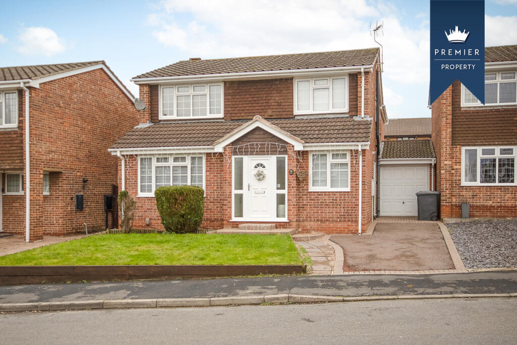 4 bedroom detached house