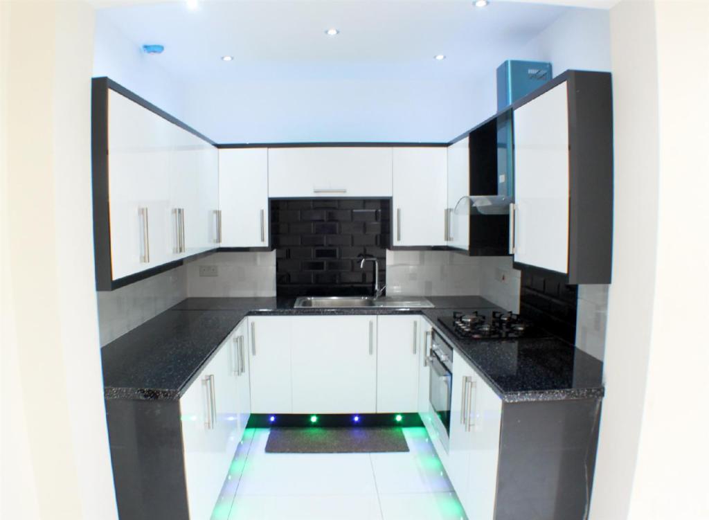 4 bedroom terraced house for sale in Lower Monton Road, Eccles, Manchester, M30