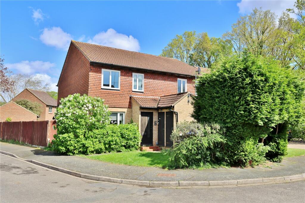 1 bedroom for sale in Torridon Close, Goldsworth Park