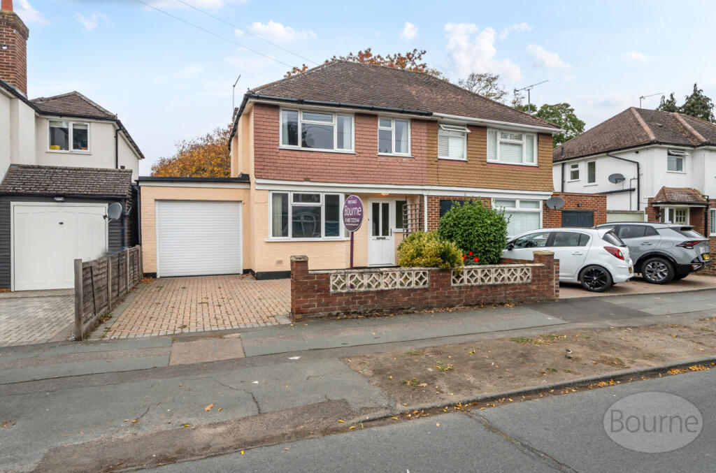3 bedroom semi-detached house