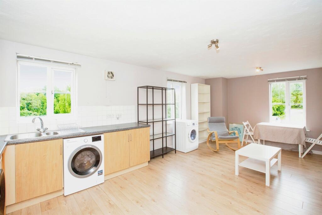 Additional property image - Cheere Way, Papworth Everard, Cambridge