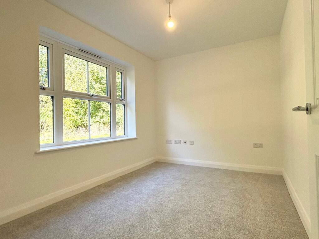 Additional property image - Grafton  End, Highfields Caldecote, Cambridge