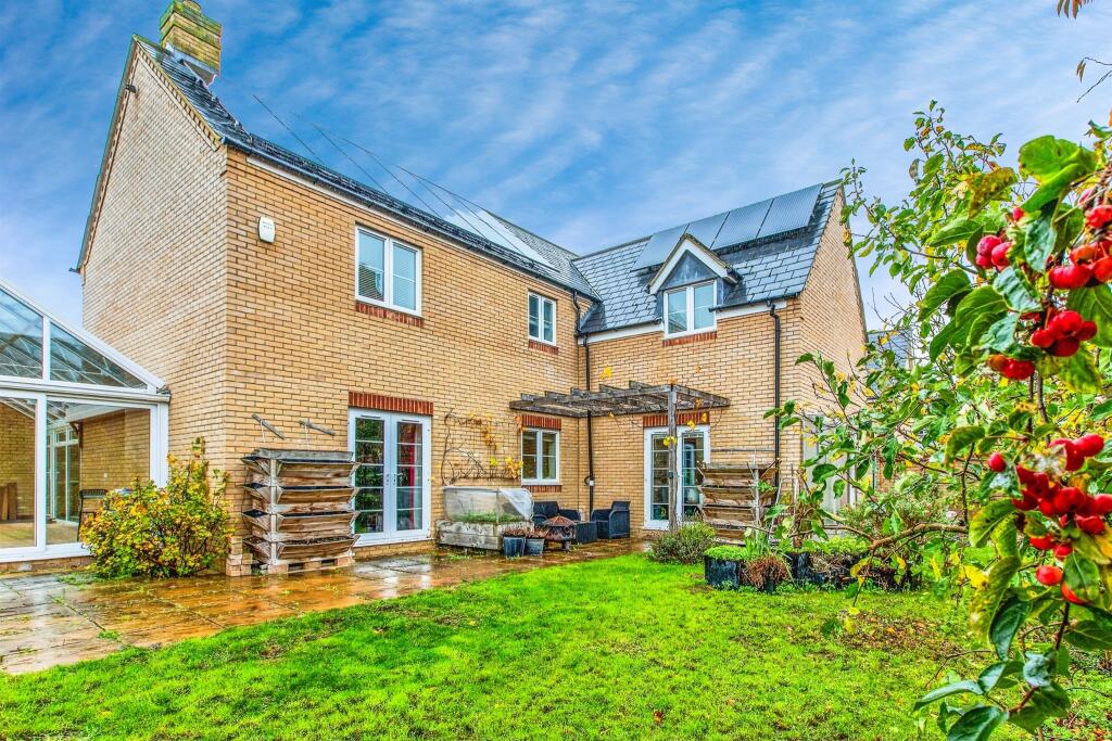 Main image of property: Bullrush Lane, Great Cambourne, Cambridge