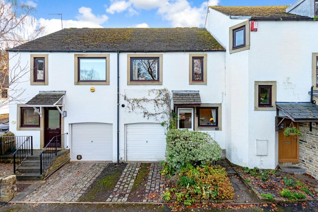 2 bedroom house for sale in Linden Court, Stockeld Way, Ilkley, West