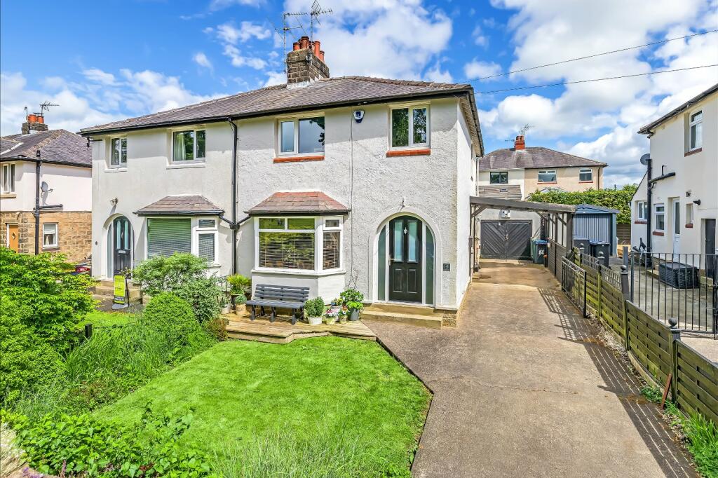 3 bedroom semidetached house for sale in Leathley Avenue, Menston