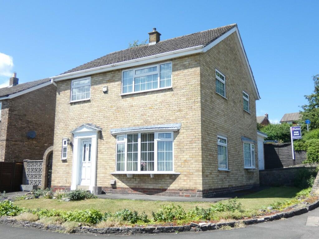 3 bedroom detached house for sale in Whitefields Drive, Richmond, North Yorkshire, DL10