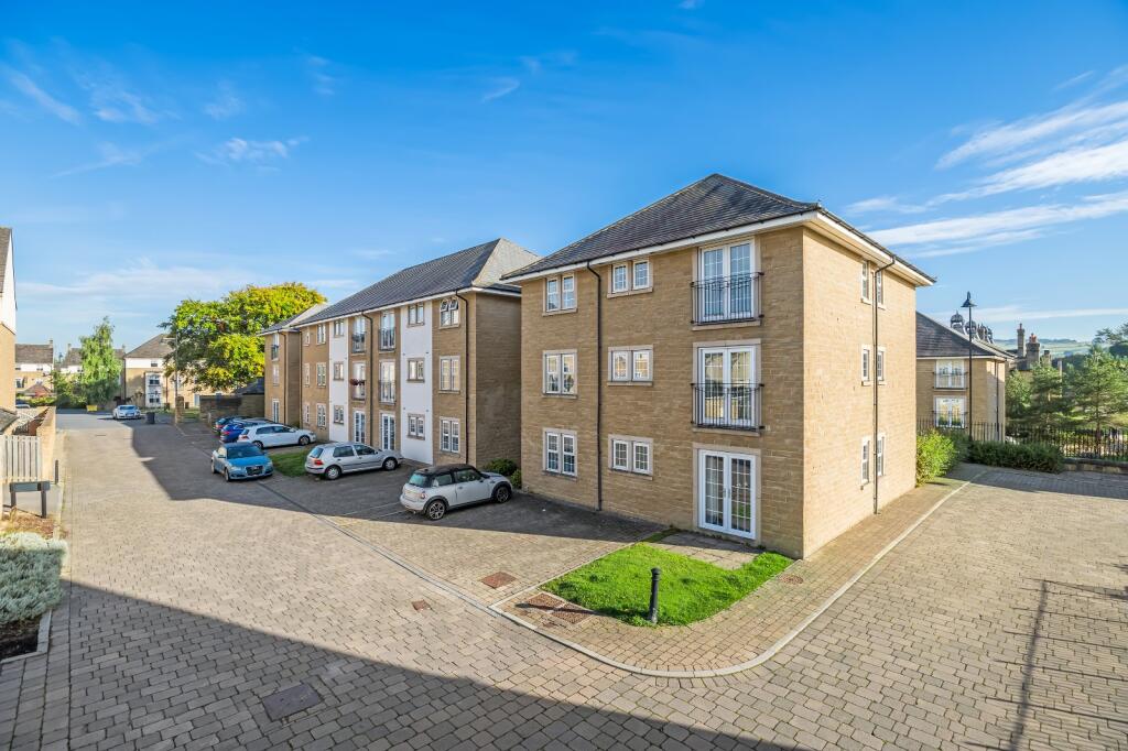 Main image of property: Clifford Drive, Menston, Ilkley, West Yorkshire, LS29