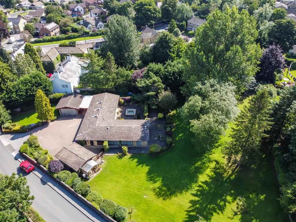 4 bedroom detached house for sale in Old Pool Bank, Pool In Wharfedale, LS21