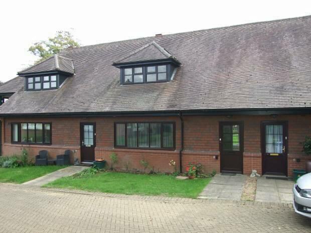 2 bedroom house for rent in West Malling, Kent, ME19