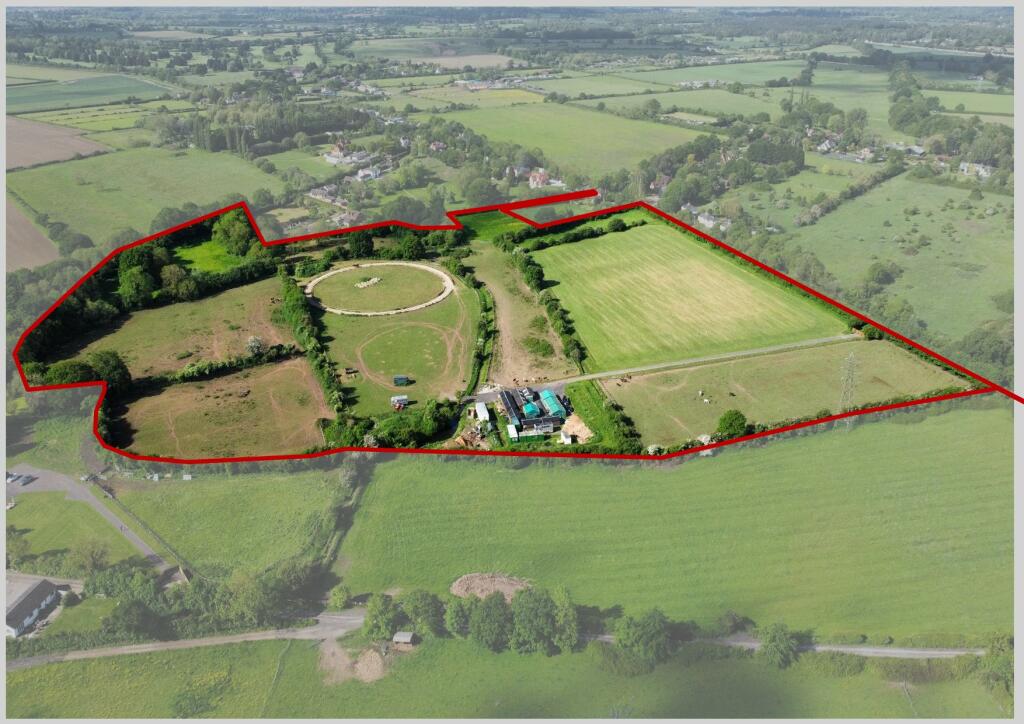 Main image of property: Touchen End Farm, Ascot Road, Holyport, Berkshire, SL6 3LG